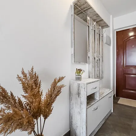 Апартаменты Pambnb Playa De Americas 1br With Pool Плая-де-лас-Америкас