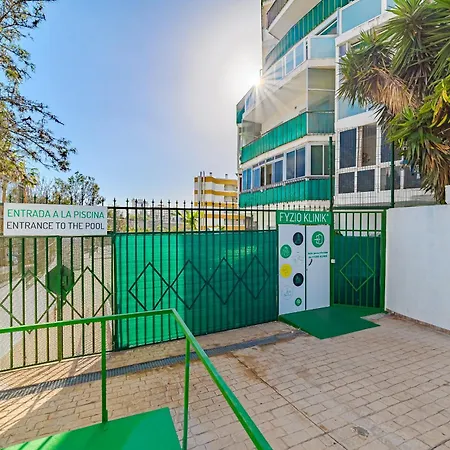 Апартаменты Pambnb Playa De Americas 1br With Pool Плая-де-лас-Америкас